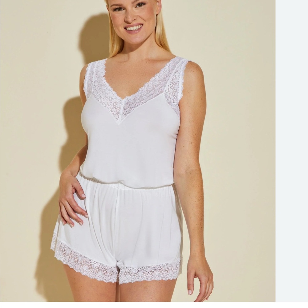 Cosabella Giulia Sleep Romper White NWT - sealed in packaging- size Medium